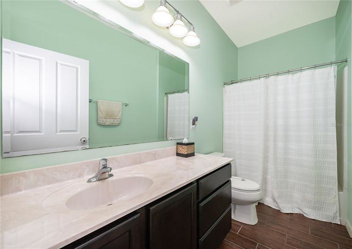 Image No.28-4 Bed House for sale