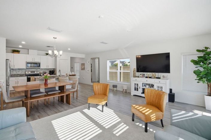 Image No.7-3 Bed Townhouse for sale