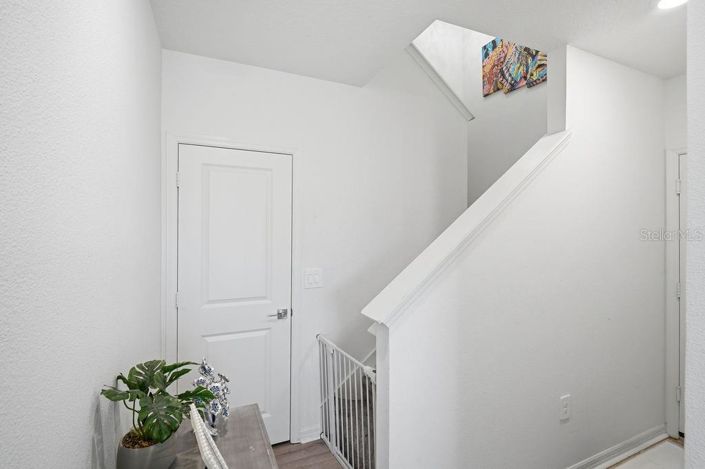 Image No.8-3 Bed Townhouse for sale