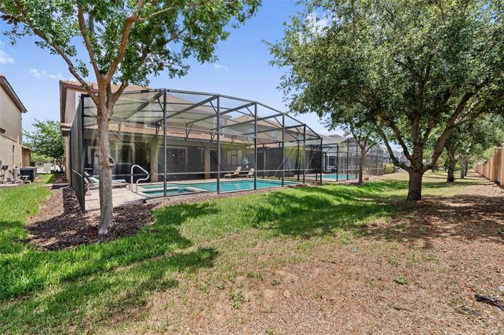 Image No.47-8 Bed House for sale