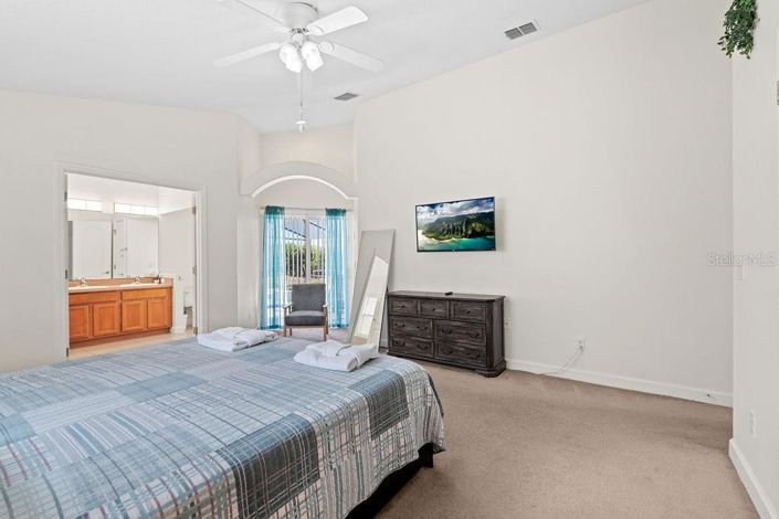 Image No.20-4 Bed House for sale