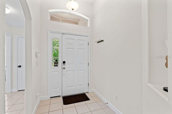 Image No.8-4 Bed House for sale