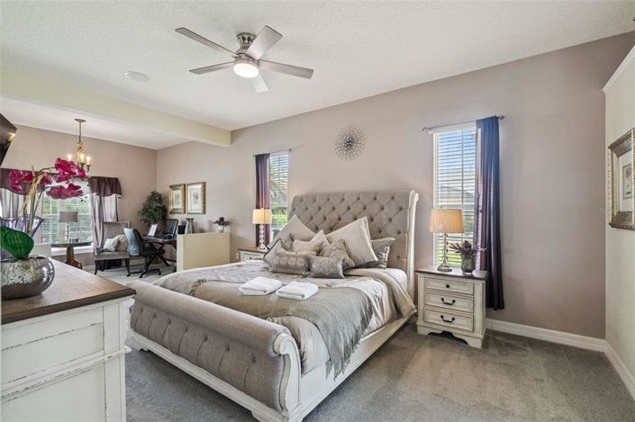 Image No.16-5 Bed House for sale