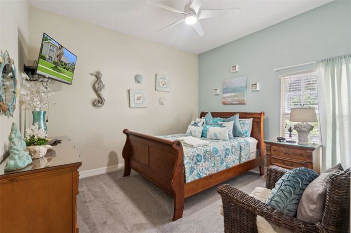 Image No.18-5 Bed House for sale
