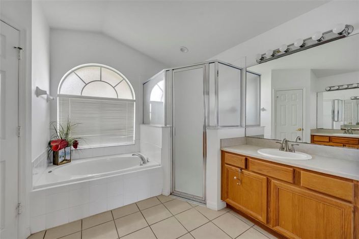 Image No.31-4 Bed House for sale