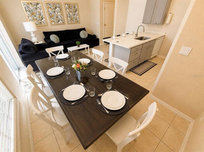 Image No.17-4 Bed Townhouse for sale