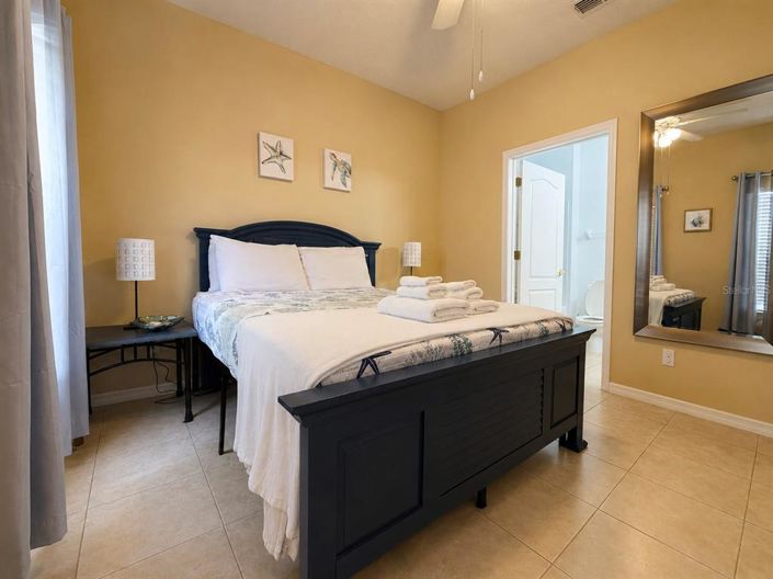 Image No.25-4 Bed Townhouse for sale