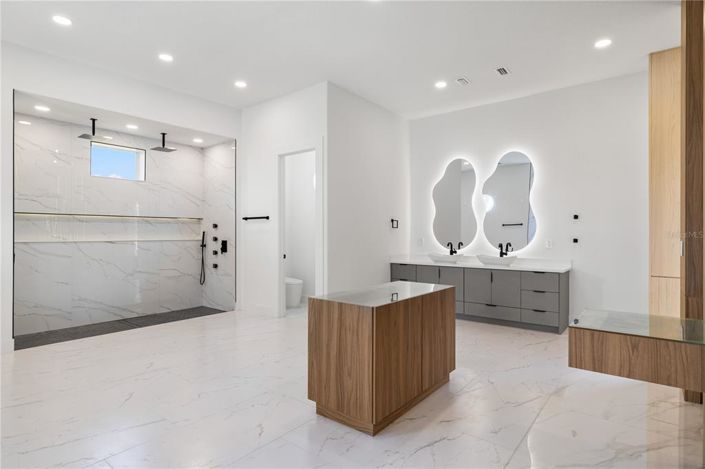 Image No.16-5 Bed House for sale
