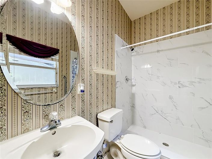 Image No.15-4 Bed House for sale