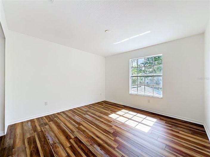 Image No.23-4 Bed House for sale