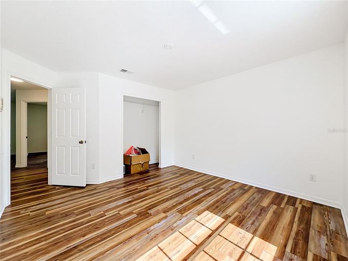 Image No.24-4 Bed House for sale