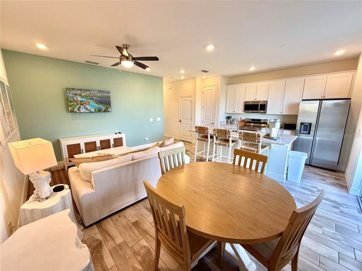 Image No.5-3 Bed Townhouse for sale