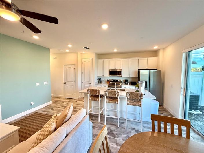 Image No.7-3 Bed Townhouse for sale