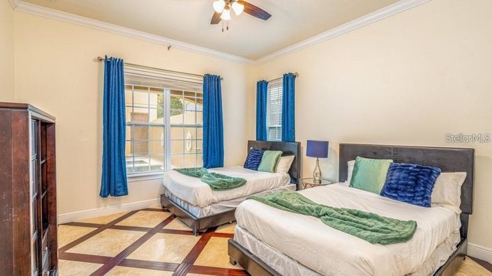 Image No.22-4 Bed House for sale