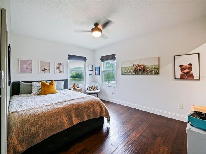 Image No.40-5 Bed House for sale