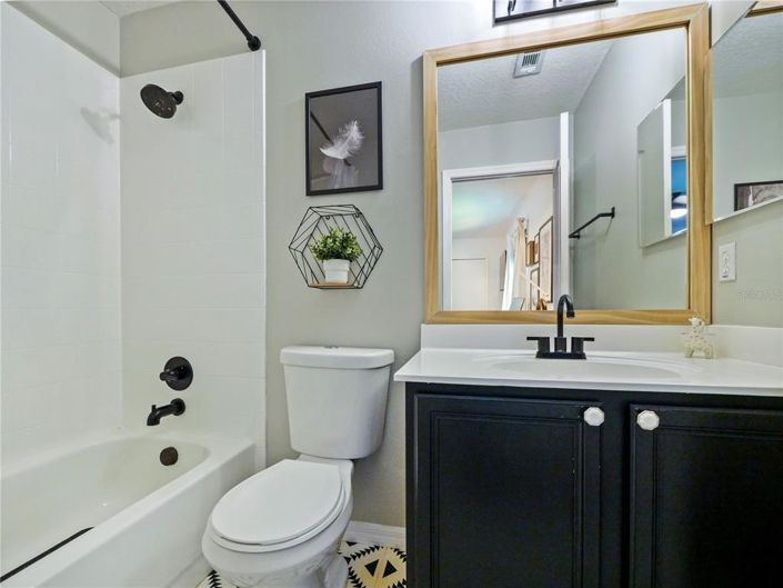 Image No.44-5 Bed House for sale