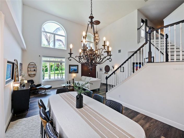 Image No.6-5 Bed House for sale