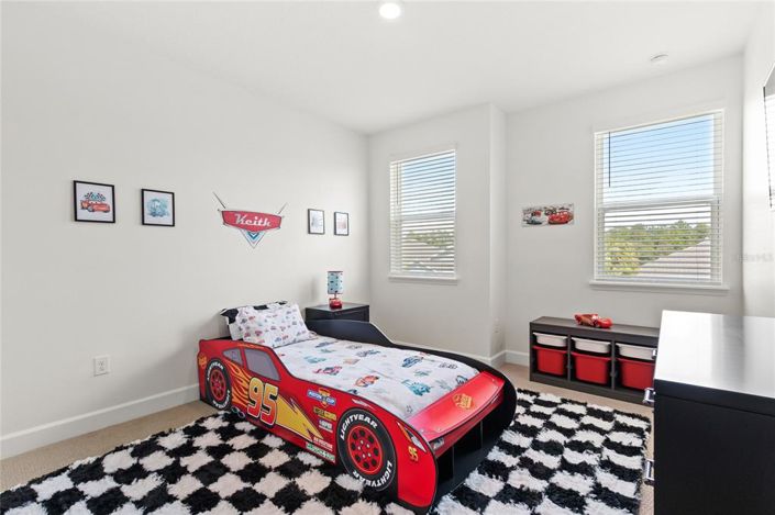 Image No.25-4 Bed House for sale