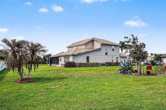 Image No.18-5 Bed House for sale
