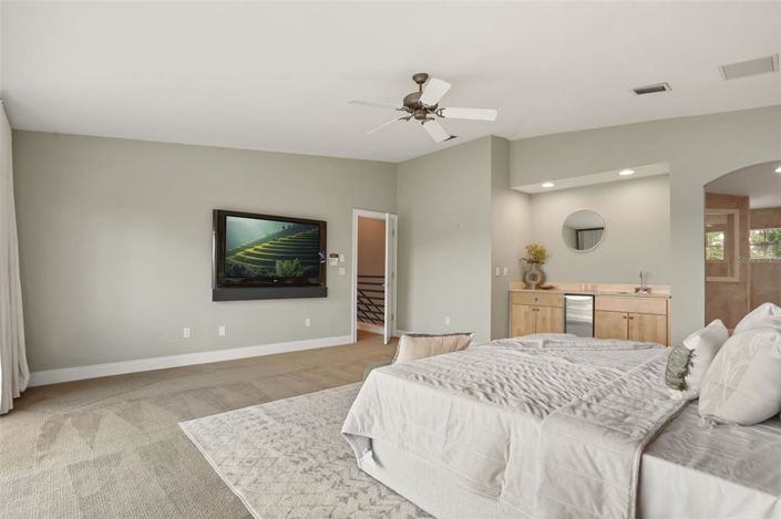Image No.21-6 Bed House for sale
