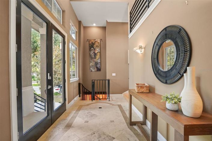 Image No.30-6 Bed House for sale