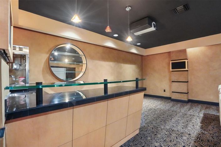 Image No.38-6 Bed House for sale