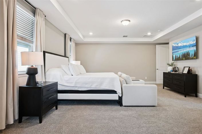 Image No.24-5 Bed House for sale