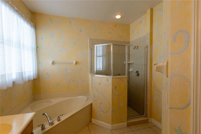Image No.20-4 Bed House for sale