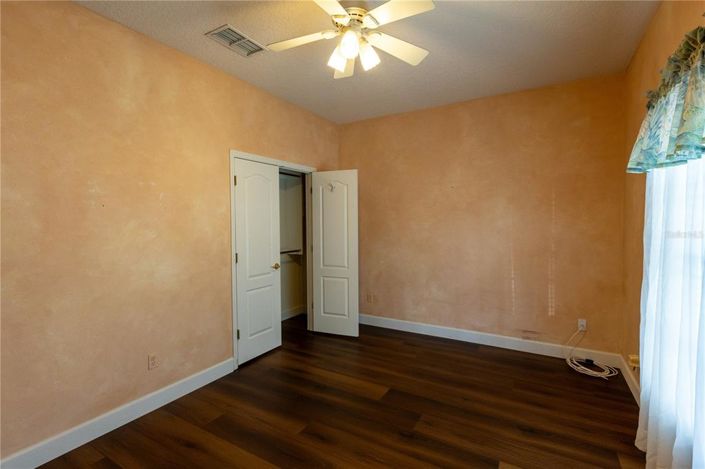 Image No.30-4 Bed House for sale