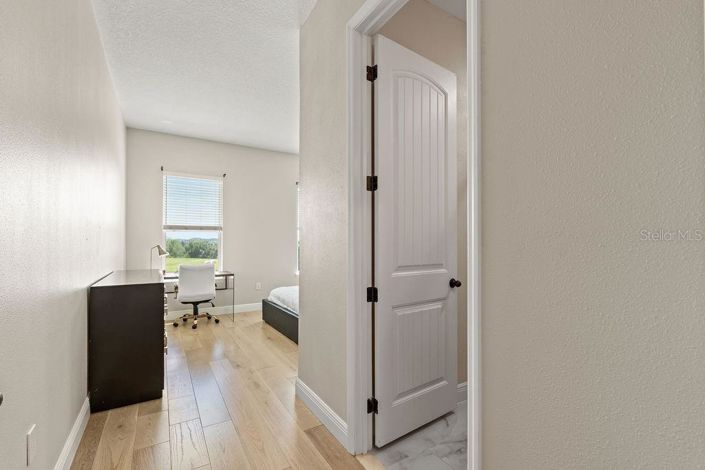 Image No.24-6 Bed House for sale