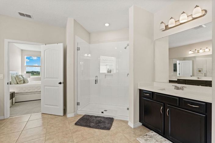 Image No.37-6 Bed House for sale