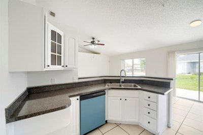 fa005713