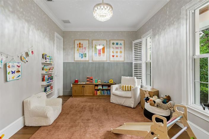 Image No.3-4 Bed House for sale
