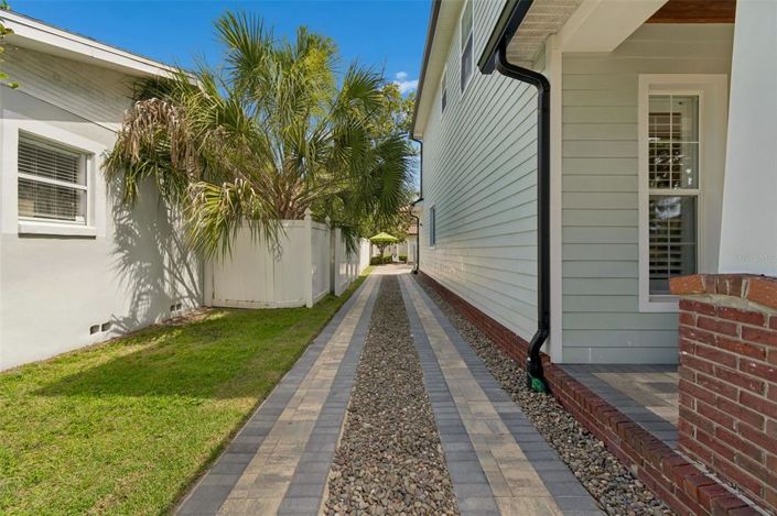 Image No.53-4 Bed House for sale