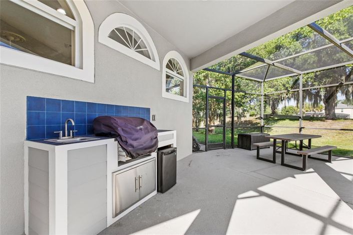 Image No.55-5 Bed House for sale
