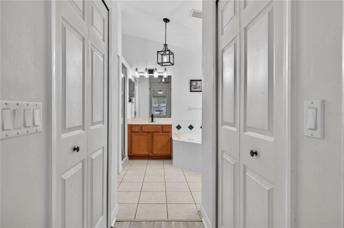 Image No.26-4 Bed House for sale