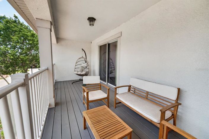 Image No.11-3 Bed Townhouse for sale
