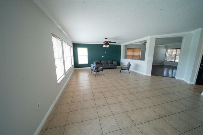 Image No.6-3 Bed House for sale