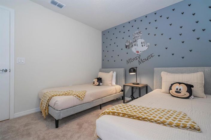 Image No.41-5 Bed Townhouse for sale
