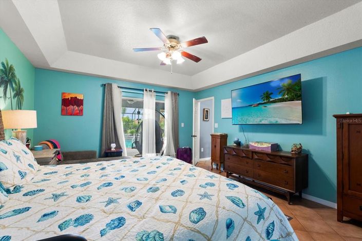 Image No.17-4 Bed House for sale