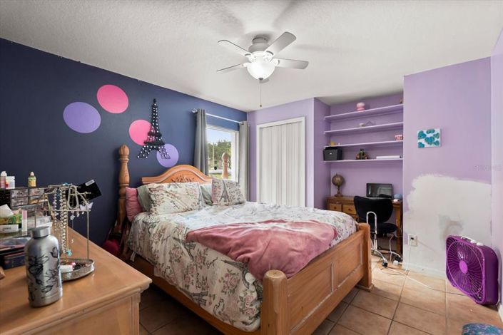 Image No.19-4 Bed House for sale