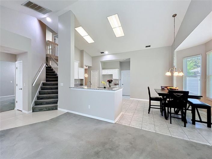 Image No.16-4 Bed House for sale