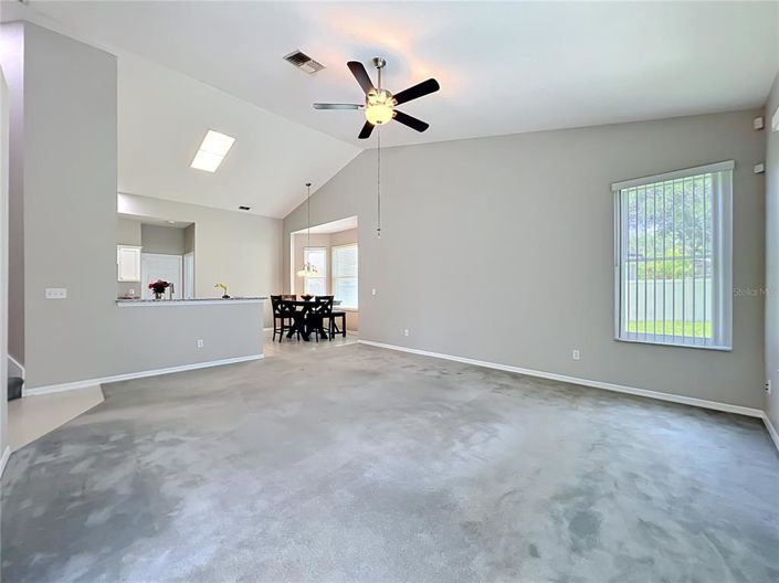 Image No.21-4 Bed House for sale