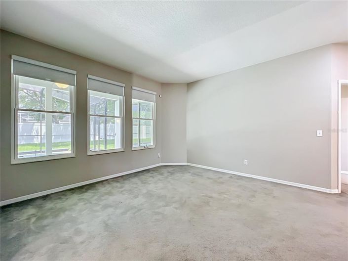 Image No.35-4 Bed House for sale