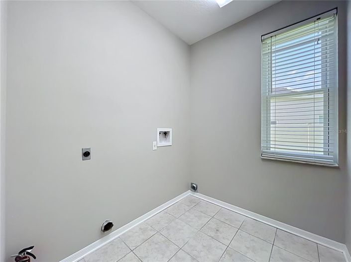 Image No.56-4 Bed House for sale