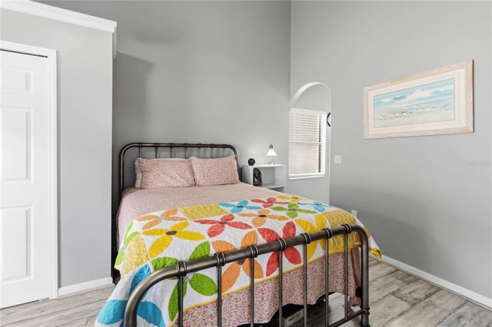 Image No.30-2 Bed House for sale