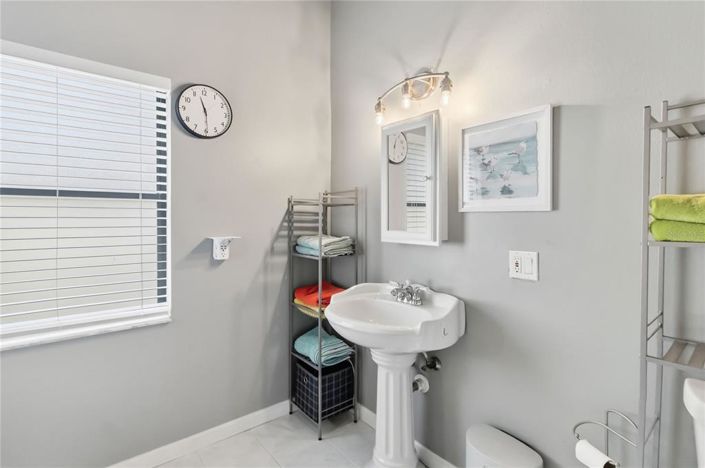 Image No.37-2 Bed House for sale
