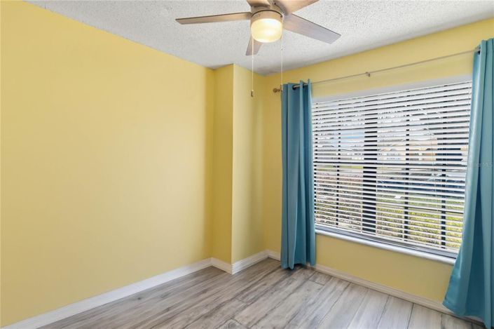 Image No.44-2 Bed House for sale