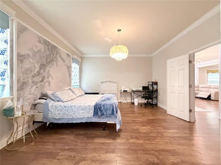 Image No.19-4 Bed House for sale