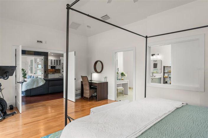 Image No.42-3 Bed House for sale
